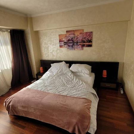 Downtown Top Apartments Bucharest Exterior photo