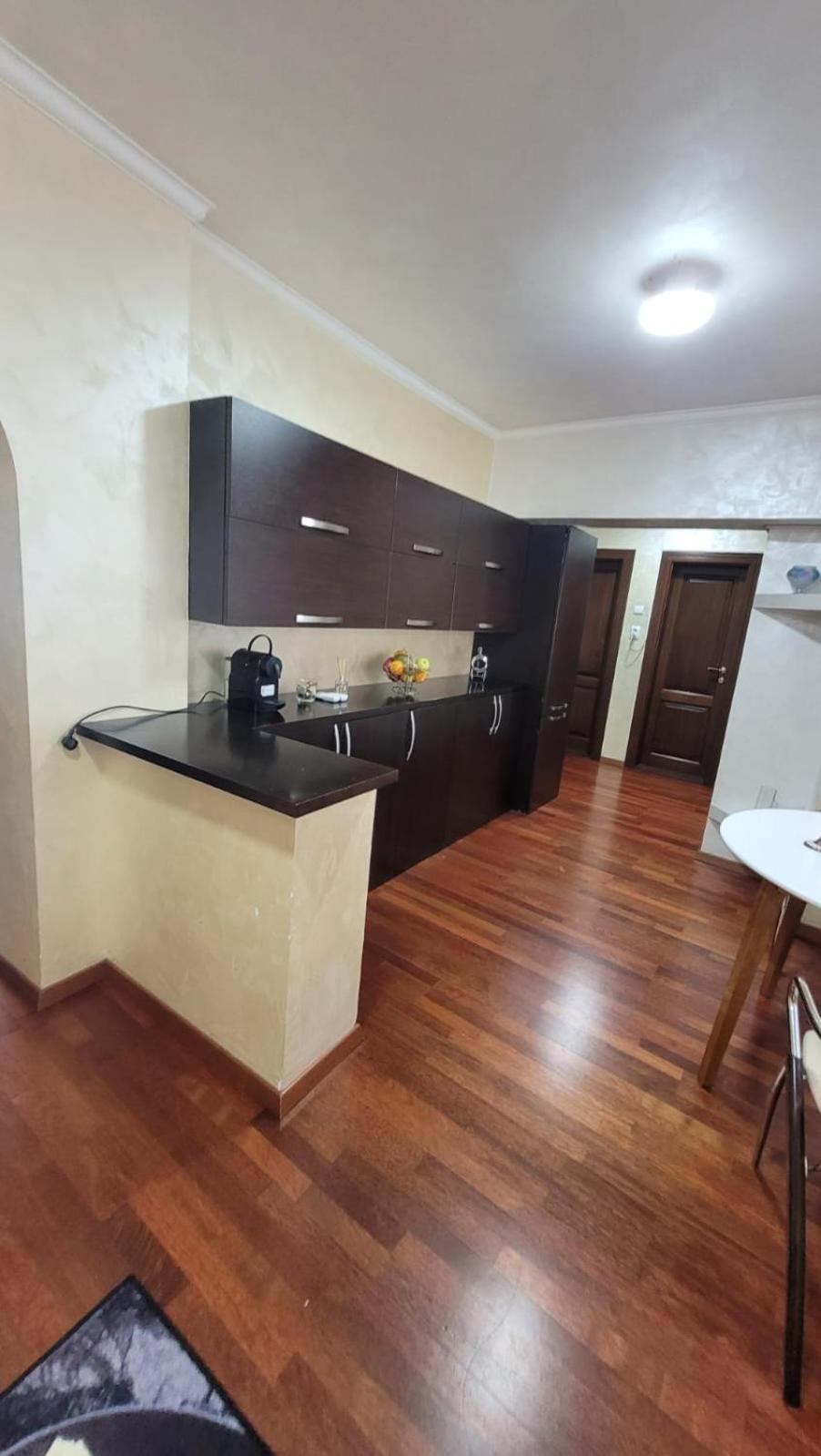 Downtown Top Apartments Bucharest Exterior photo