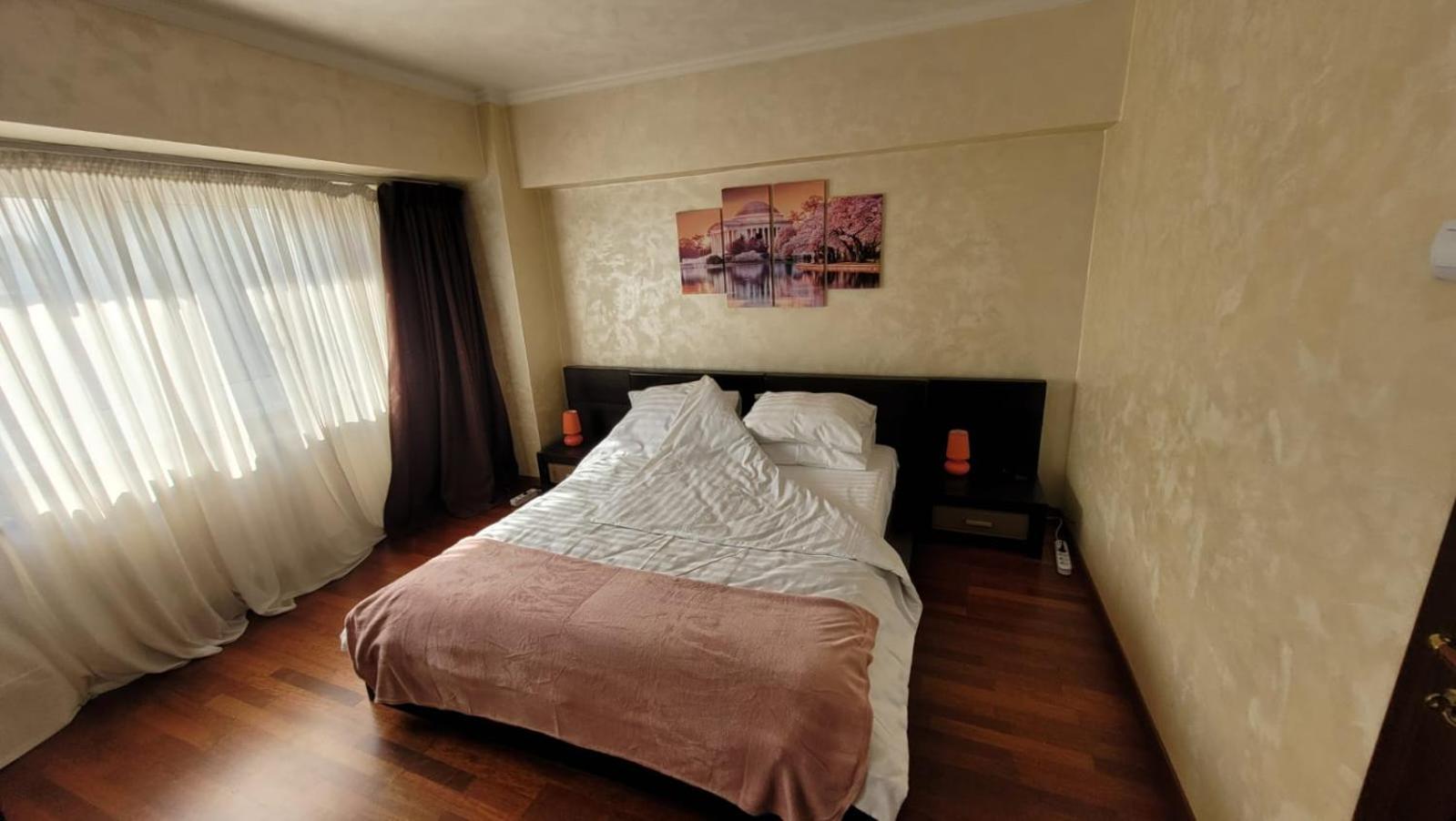 Downtown Top Apartments Bucharest Exterior photo