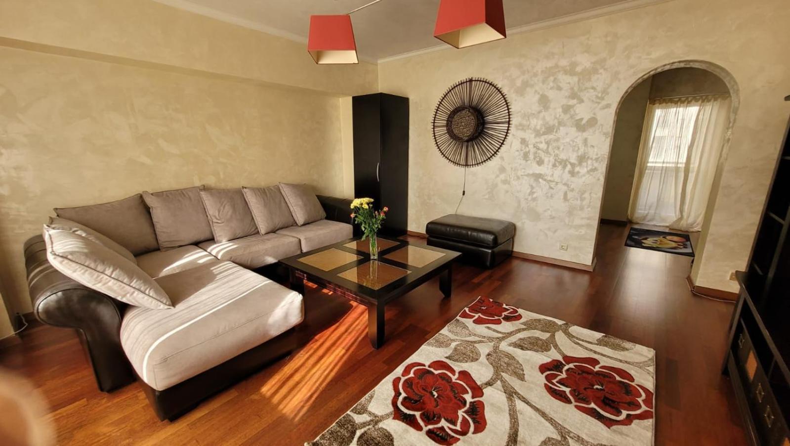 Downtown Top Apartments Bucharest Exterior photo